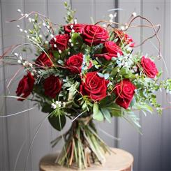    Classic Red Rose Collection - Love of Roses