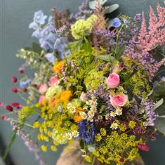 Walter Smith Collection - A Fabulous Bouquet of Dainty Flowers