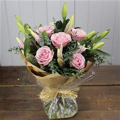 Walter Smith Collection - Lovely Lily and Rose Bouquet Pink