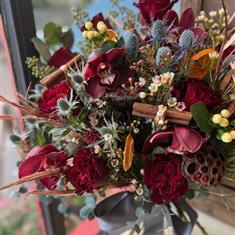 Christmas Flowers - Lovely Christmas Delight