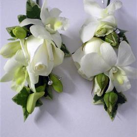fwthumbCorsages2.jpg